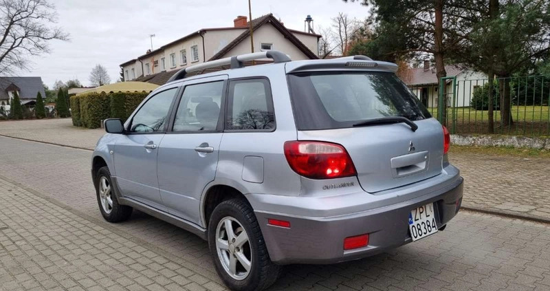 Mitsubishi Outlander cena 9500 przebieg: 277000, rok produkcji 2006 z Łaszczów małe 352